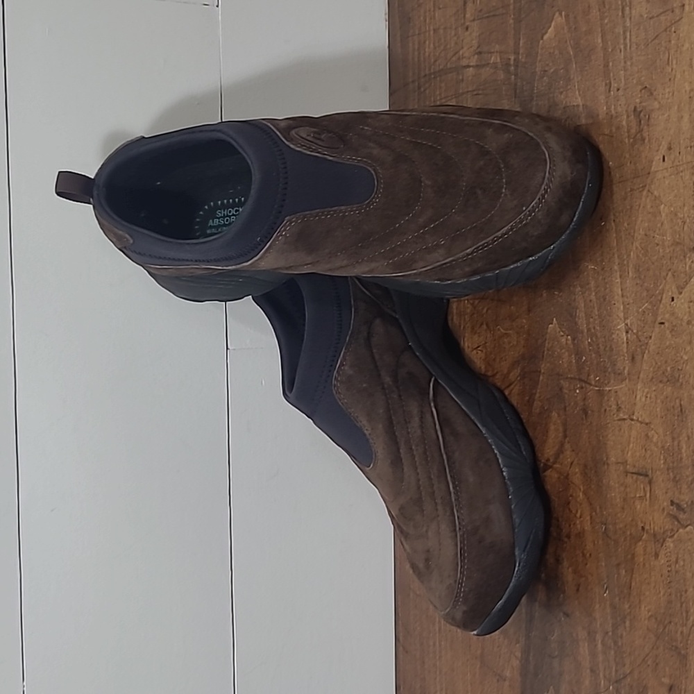 EUC Propet Brown Suede Wash/Wear Slip On II Orthotic Shoe Men's sz 10